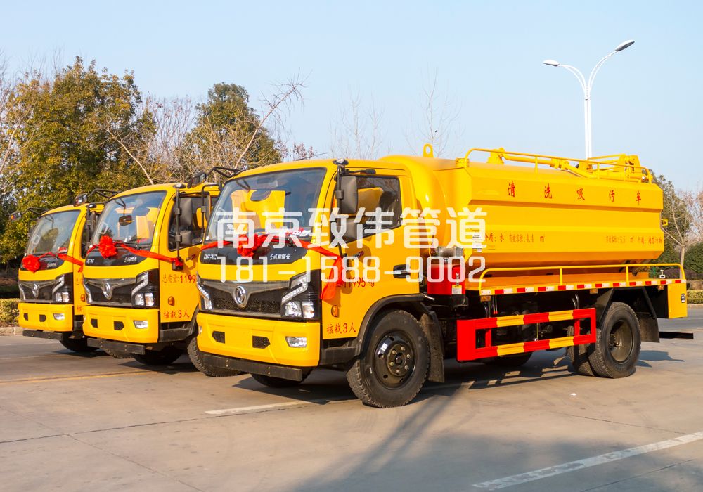 柳塘村多利卡吸污车